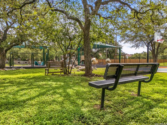 951 Persian, San Antonio, TX 78260