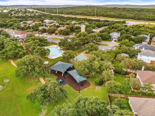 951 Persian, San Antonio, TX 78260
