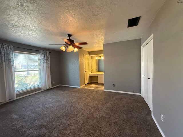 4810 LOVERS LANE, Wichita Falls, TX 76310