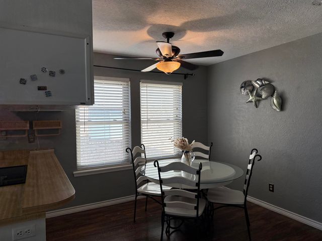 4810 LOVERS LANE, Wichita Falls, TX 76310