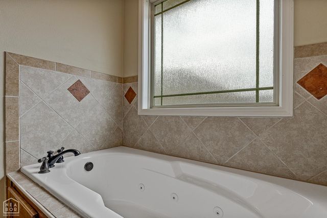 4816 Ocean Drive, Jonesboro, AR 72405