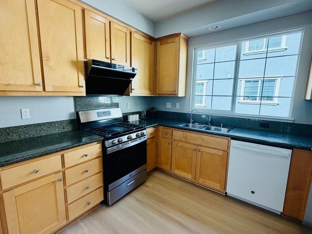 562 Montego Terrace, Sunnyvale, CA 94089