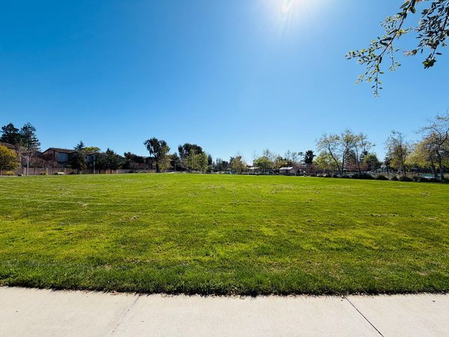 562 Montego Terrace, Sunnyvale, CA 94089