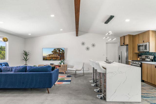 835 W Rosa Parks Road, Palm Springs, CA 92262