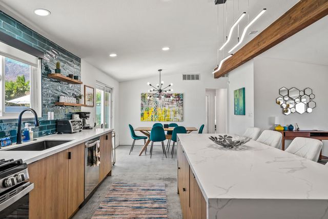 835 W Rosa Parks Road, Palm Springs, CA 92262