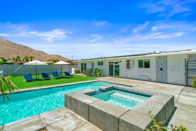 835 W Rosa Parks Road, Palm Springs, CA 92262
