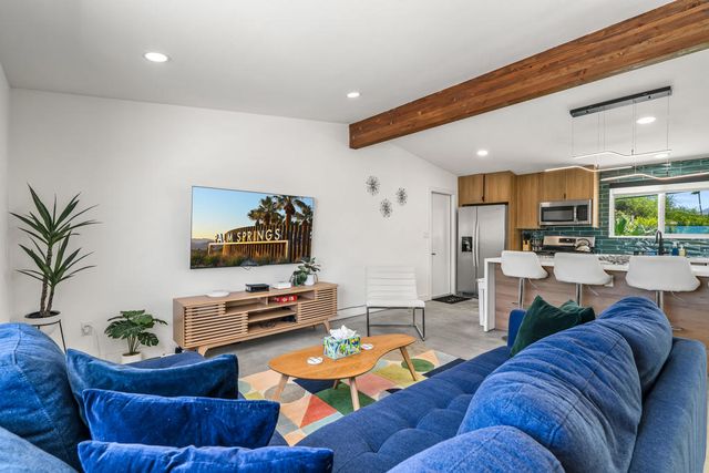 835 W Rosa Parks Road, Palm Springs, CA 92262