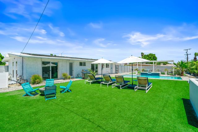 835 W Rosa Parks Road, Palm Springs, CA 92262