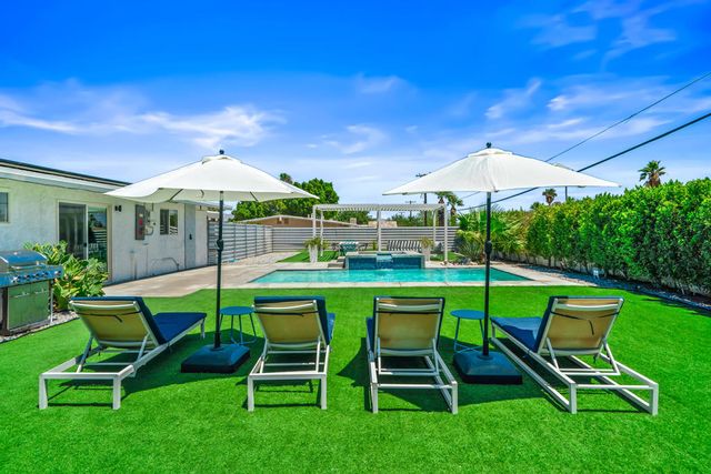 835 W Rosa Parks Road, Palm Springs, CA 92262