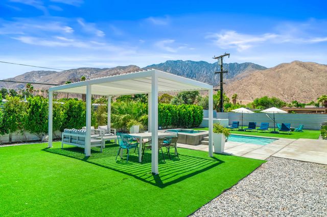 835 W Rosa Parks Road, Palm Springs, CA 92262