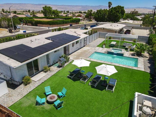 835 W Rosa Parks Road, Palm Springs, CA 92262
