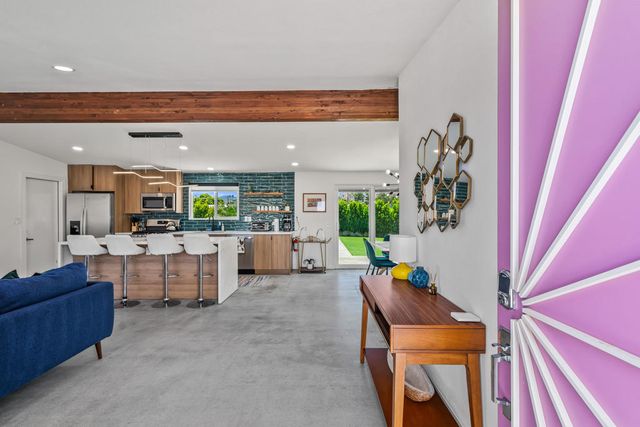 835 W Rosa Parks Road, Palm Springs, CA 92262