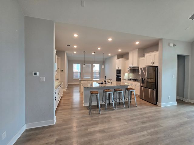 1917 Cotton Creek Pass, Mckinney, TX 75071
