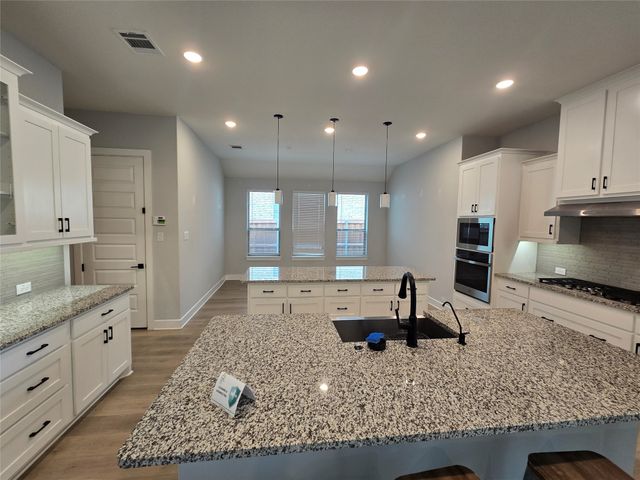 1917 Cotton Creek Pass, Mckinney, TX 75071