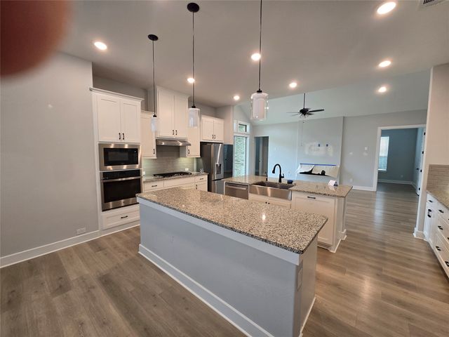 1917 Cotton Creek Pass, Mckinney, TX 75071