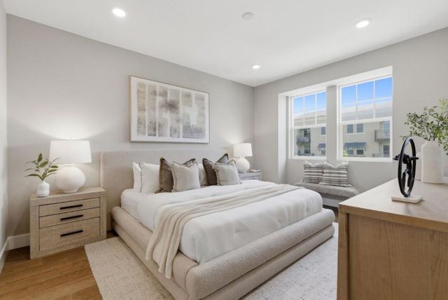 107 Infinity Way, Mountain View, CA 94043