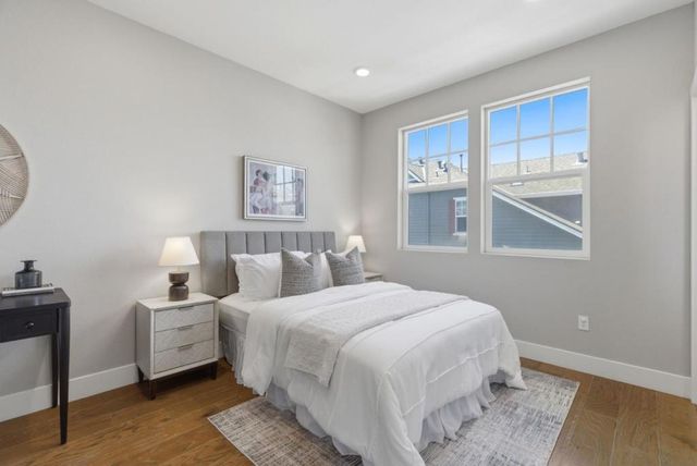 107 Infinity Way, Mountain View, CA 94043
