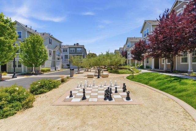 107 Infinity Way, Mountain View, CA 94043
