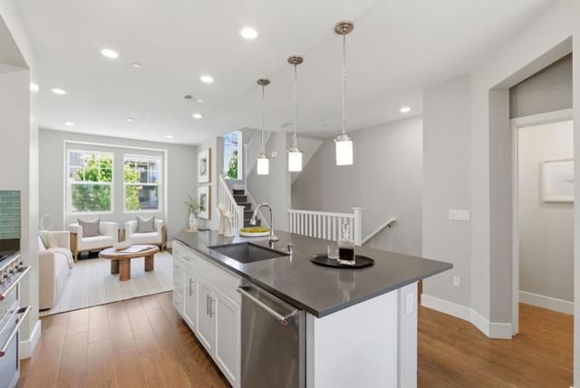 107 Infinity Way, Mountain View, CA 94043