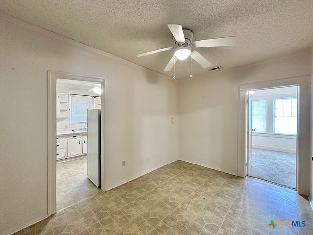 1015 N 3rd Street, Temple, TX 76501