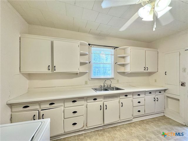 1015 N 3rd Street, Temple, TX 76501