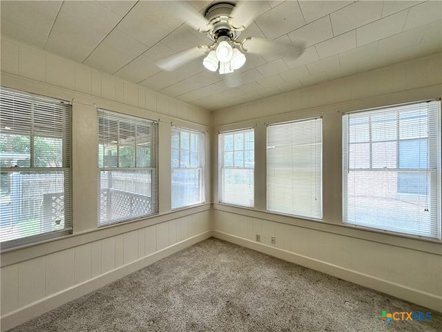 1015 N 3rd Street, Temple, TX 76501