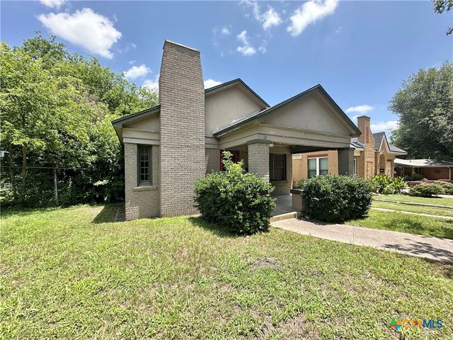 1015 N 3rd Street, Temple, TX 76501