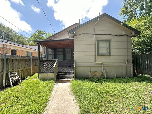 1015 N 3rd Street, Temple, TX 76501