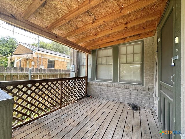 1015 N 3rd Street, Temple, TX 76501