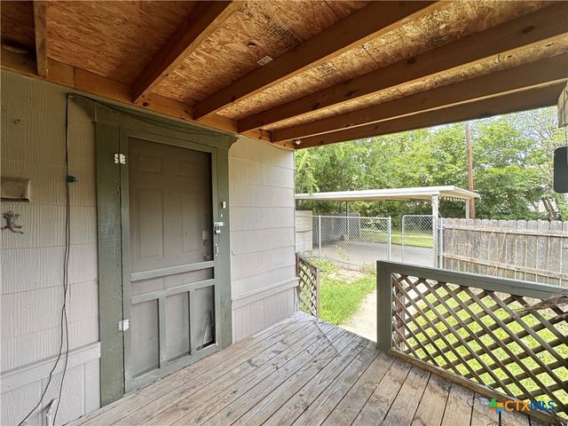 1015 N 3rd Street, Temple, TX 76501