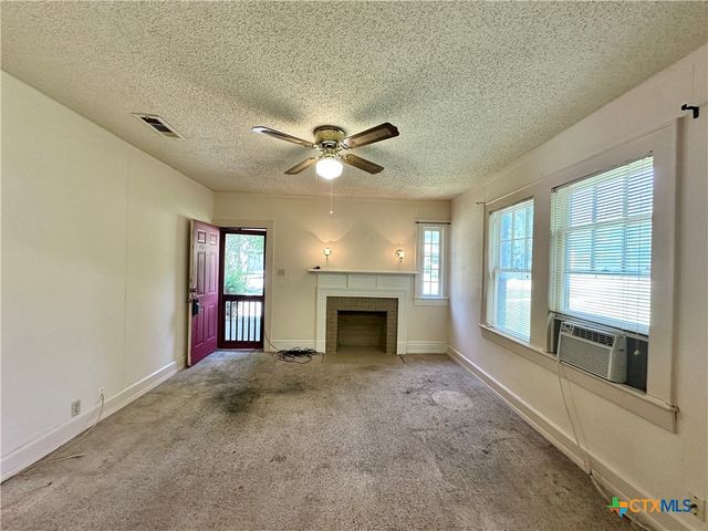1015 N 3rd Street, Temple, TX 76501
