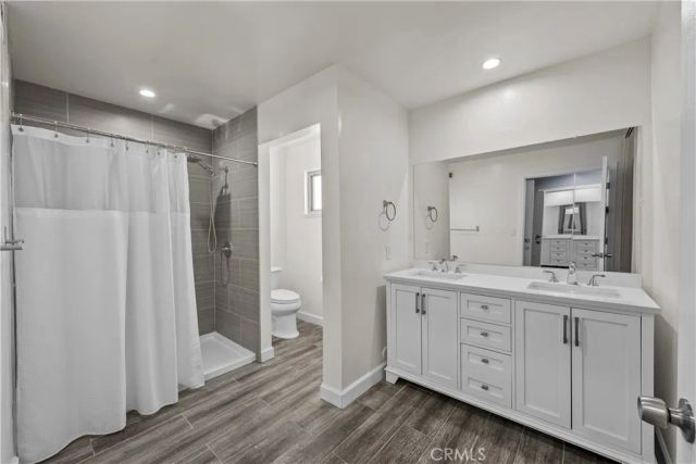 15559 Sorbonne, Sylmar, CA 91342
