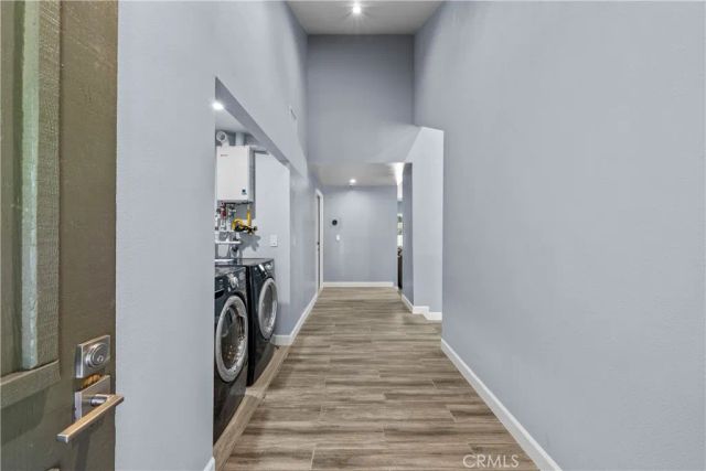 15559 Sorbonne, Sylmar, CA 91342