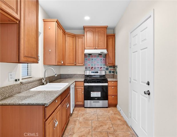 225 N Alhambra, Monterey Park, CA 91755