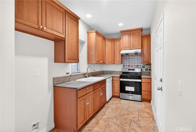 225 N Alhambra, Monterey Park, CA 91755