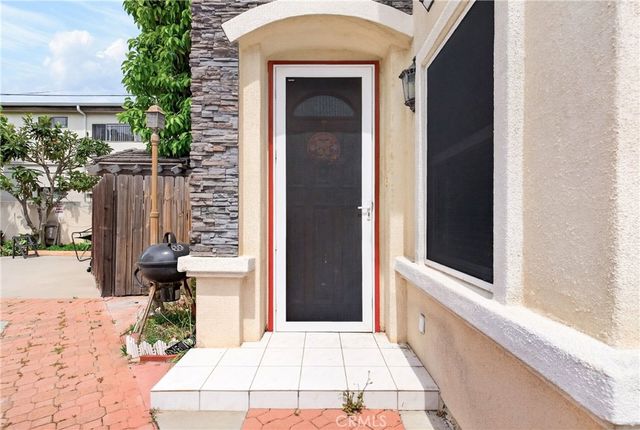 225 N Alhambra, Monterey Park, CA 91755