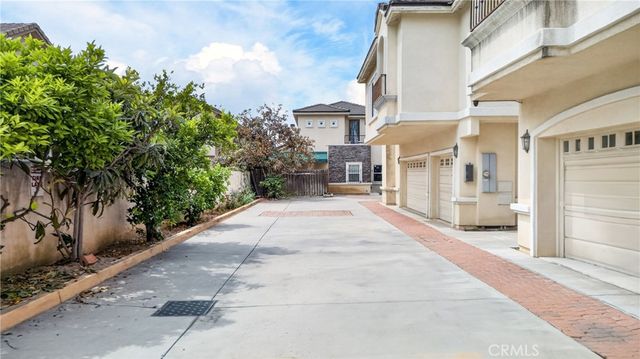 225 N Alhambra, Monterey Park, CA 91755