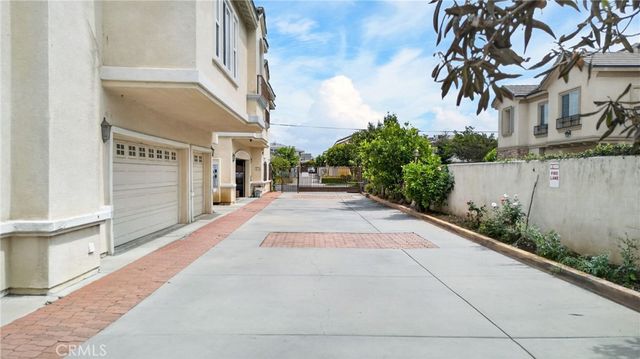 225 N Alhambra, Monterey Park, CA 91755