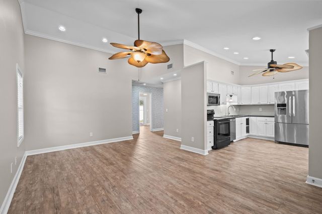 9701 Ashley Ln., Murrells Inlet, SC 29576