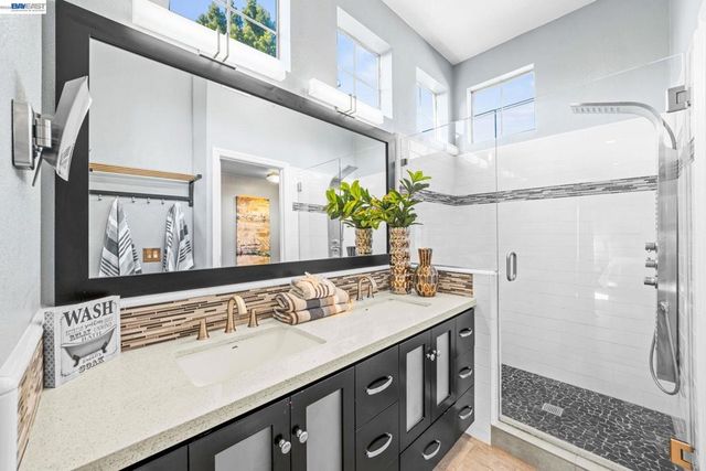 337 337 Trenton Cir, Pleasanton, CA 94566