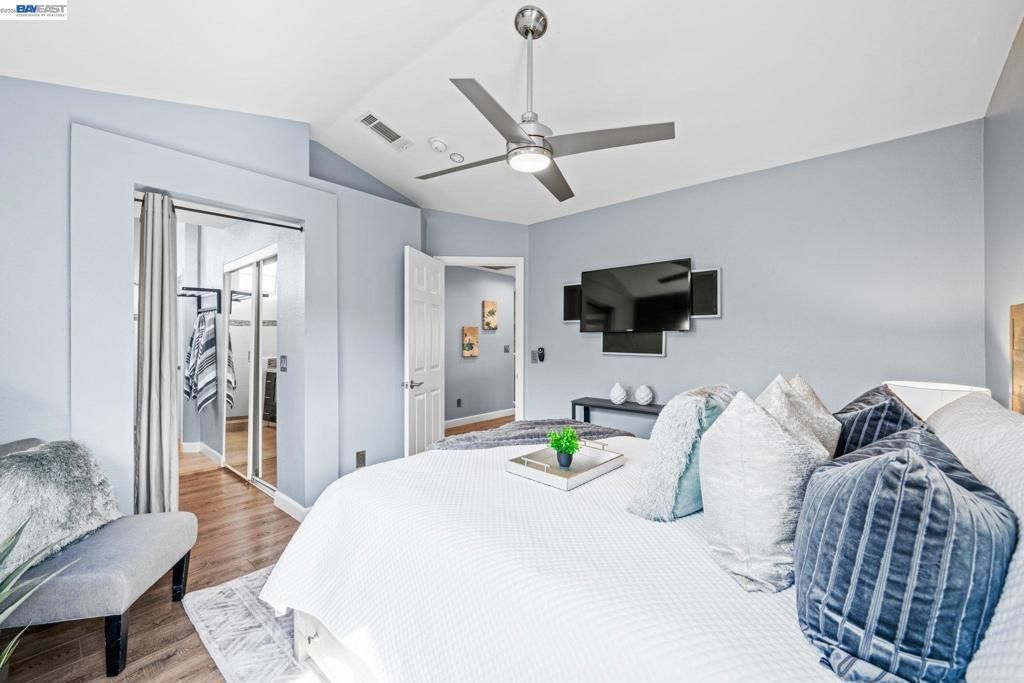 Image 22 of property listing at 337 337 Trenton Cir, Pleasanton, CA 94566