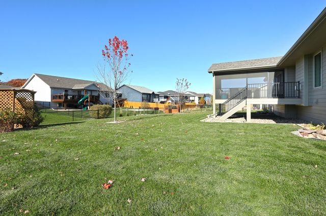 1000 Lost Lake Drive, Polk City, IA 50226