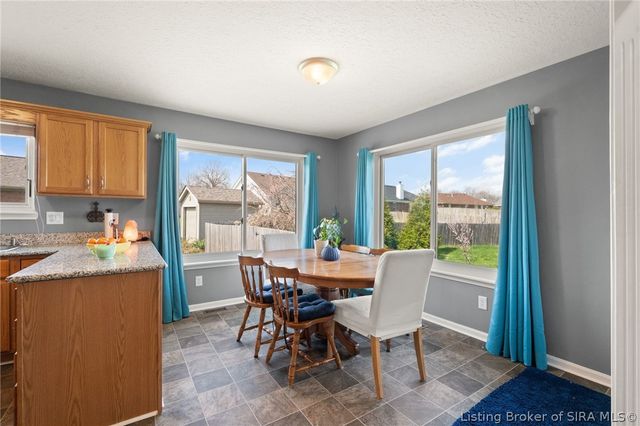 3143 Hibiscus Court, New Albany, IN 47150