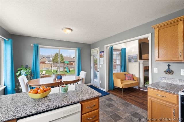 3143 Hibiscus Court, New Albany, IN 47150