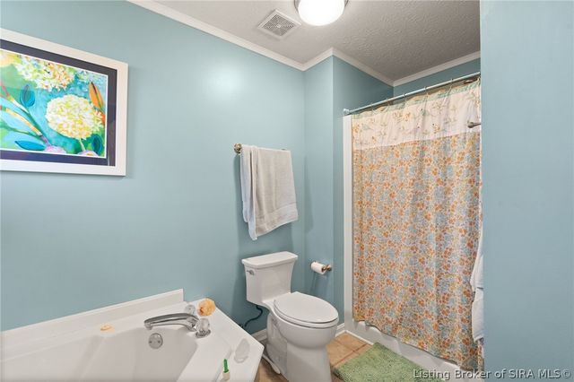 3143 Hibiscus Court, New Albany, IN 47150