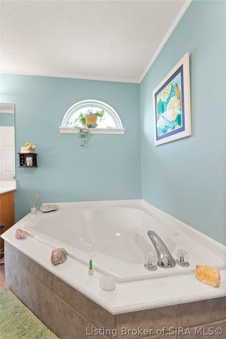 3143 Hibiscus Court, New Albany, IN 47150