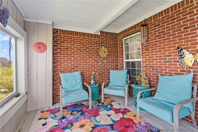 3143 Hibiscus Court, New Albany, IN 47150