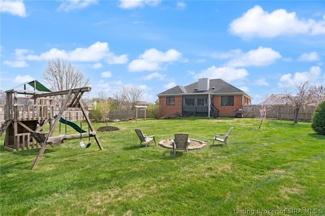 3143 Hibiscus Court, New Albany, IN 47150