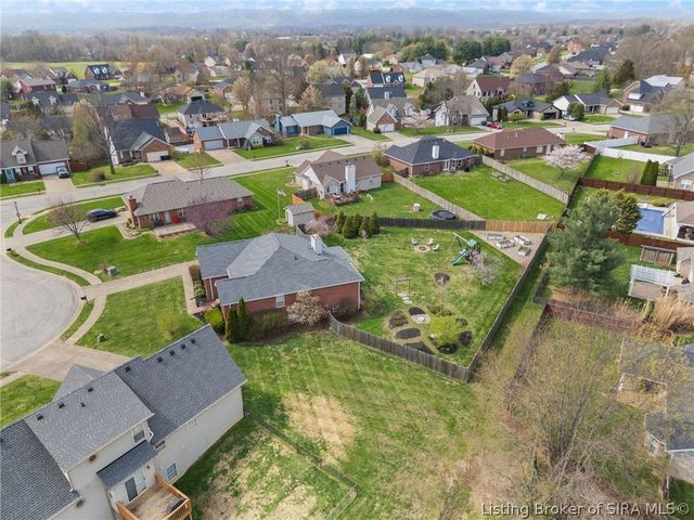 3143 Hibiscus Court, New Albany, IN 47150