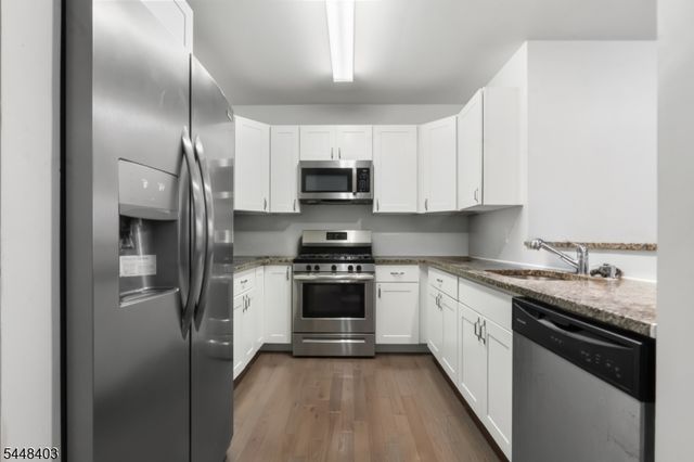 90 Clinton Ave 407, Newark City, NJ 07114